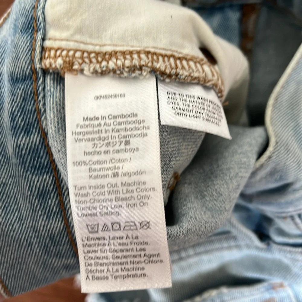Madewell denim shorts size 25